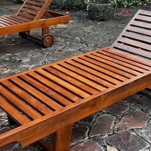 Outdoor Treated teak Sun Bed with Outdoor Teak paint